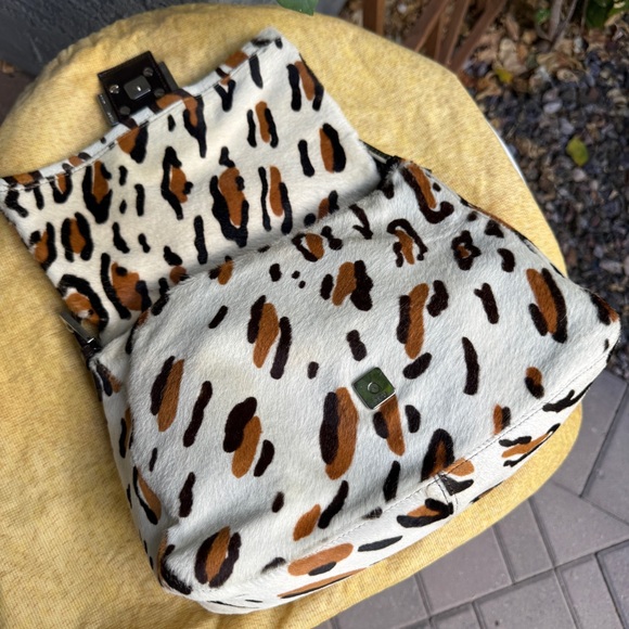 Fendi Vintage Leopard Ponyhair Mama Baguette Shoulder Bag - Picture 10 of 16